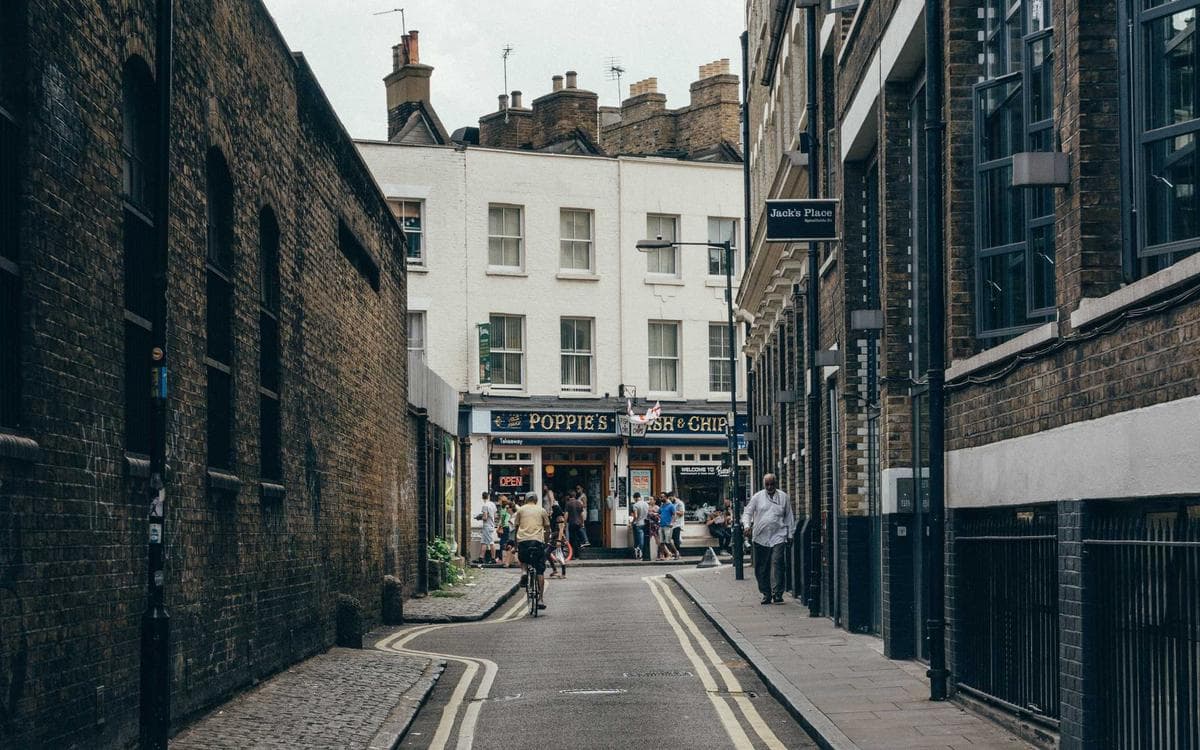 Essential Workspace Shots Vol.124
