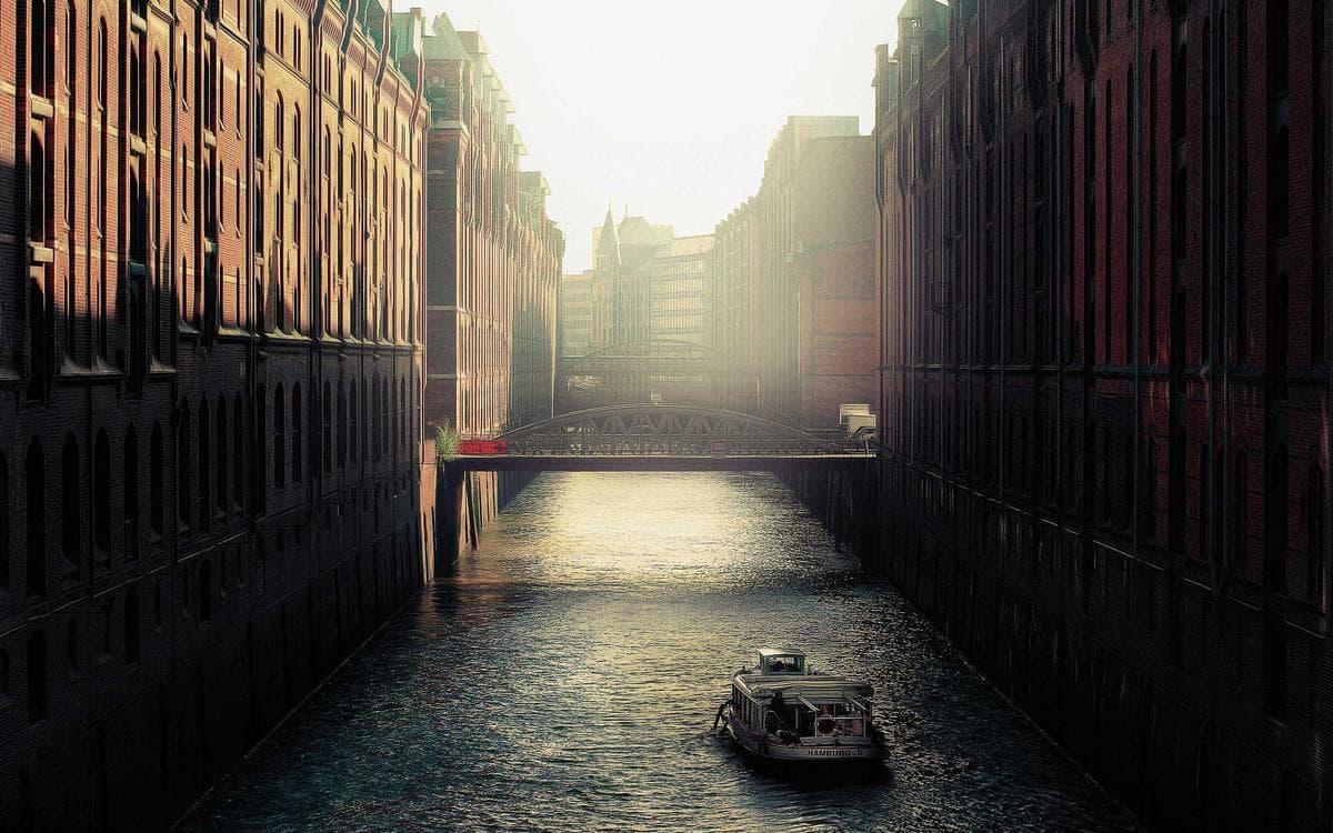 Minimal Urban Frames Vol.306